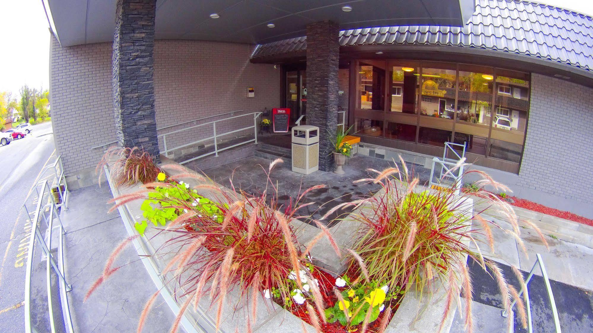 Sunset Inn Kenora Exterior photo